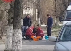 В Новороссийске на глазах у прохожих умер мужчина