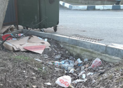 Скоро поплывем: ливневки завалили мусором в Новороссийске