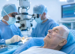 101-летнему пациенту провели уникальную операцию на черепе