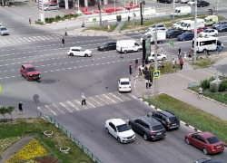 Новороссийцам для безопасной езды не хватает дорожных знаков, а не светофоров 