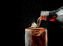 Компания «Кока-кола» «просится» обратно на полки российских магазинов