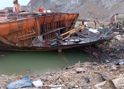 В Черном море утилизируют танкер "Волгонефть-239" 