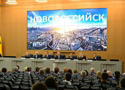 Власти Новороссийска попросили граждан жаловаться красиво