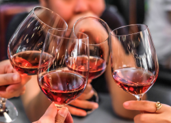 Определили полезную для сердца дозу алкоголя для новороссийцев