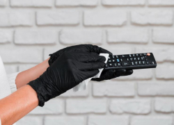 Новороссийца "бывшая" лишила телевизора, пробравшись через балкон