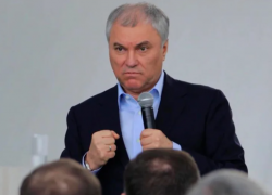 Почему европейцы рвутся в Россию: Вячеслав Володин уколол канцлера Германии