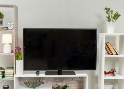 Майские без «Голливуда»: готовьтесь смотреть в кино только отечественные фильмы