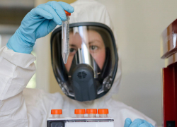 Несчастье помогло: в Минздраве одобрили испытания препарата от ботулизма