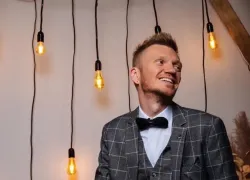 Талантливый и яркий ведущий Новороссийска Андрей Решетняк сегодня отмечает день рождения