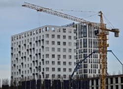 В Новороссийске ищут сотни строителей: самые востребованные профессии и зарплаты 