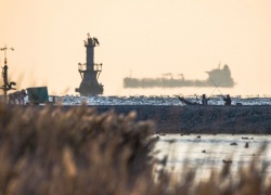 Фата-Моргана: корабль завис в воздухе над Новороссийском 