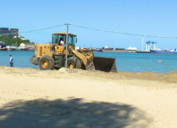 Уборка защитного вала - не значит открытие пляжа: почему в Анапе исчезают «бугры»