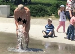 Стражи порядка задержали в центре Новороссийска голую пенсионерку 