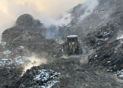 «Из дома не выйти!» - жители Новороссийска задыхаются от дыма с мусорного полигона 