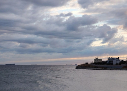 Погода в Новороссийске: небо хмурится, температура падает, но мы не унываем 