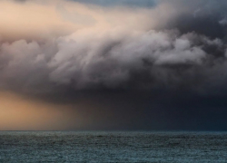 Ветреное и дождливое воскресенье ждет новороссийцев