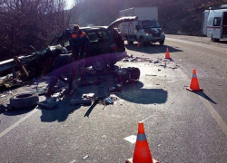 Спасателям пришлось "вырезать" пострадавшего в ДТП новороссийца 