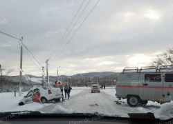 Последствия летней резины, превышения скорости и снега: в Новороссийске куча ДТП