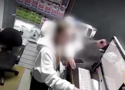 Полиция Новороссийска задержала грабителя, распылившего перец в лицо консультанту