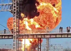 Пожар столбом, график рушится: ЧП в Тамбовской области оставило Новороссийск без поездов