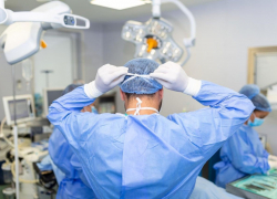 Носила в себе "гирю": врачи удалили пациентке образование весом 2 кг в Новороссийске