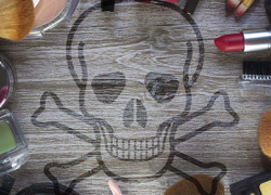 65% косметики в России имеет в составе опасные для здоровья вещества