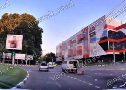 "Резвая буханка" выбросила на ходу мужчину в центре Новороссийска