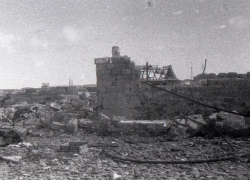 Новороссийск 75 лет назад: "всех нас надо поснимать с должностей"