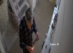 Житель Новороссийска поджег почтовый ящик в жилом доме