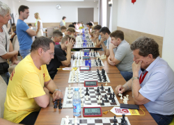 Новороссийцев приглашают принять участие в турнирах по шахматам