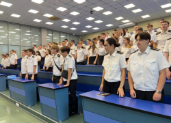 Новороссийских курсантов «вооружили» знаниями против мошенников и собственных ошибок в интернете