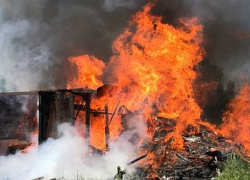 В пожаре в новороссийском СНТ «Надежда» пострадал человек 