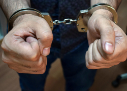 12 лет тюрьмы грозит приезжему за разбойное нападение и кражу в Новороссийске