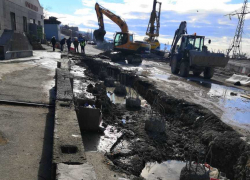 Строительные работы привели к прорыву канализации в Новороссийске 