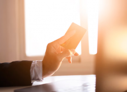 У доверчивых новороссийцев может стать на одну проблему меньше 