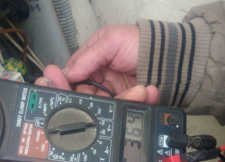 Жители дома остались без техники и света из-за перепадов напряжения в Новороссийске