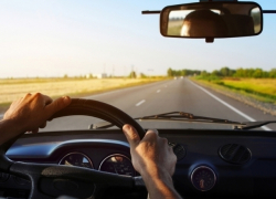 Водителей предлагают разделить на профессионалов и любителей