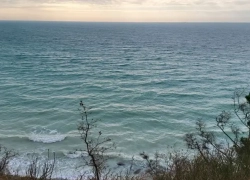 Холодрыга с дождем окружила новороссийцев