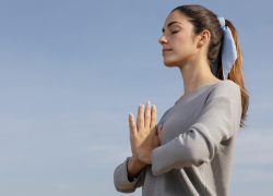 Гороскоп от «Блокнота»: скорпионам уделить время отдыху, а рыбам не поддаваться меланхолии