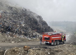 Новороссийцы подбодрили горящую свалку: гори, гори ясно, чтобы не погасла