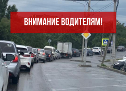 Из-за непогоды Новороссийск замер в жутких пробках 