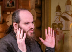 «Не убей, не укради… И всё?» - могут ли верующие новороссийцы перечислить все заповеди