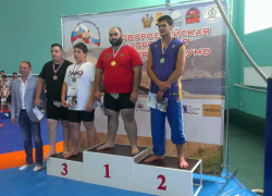 Открытые краевые соревнования по сумо прошли в Новороссийске