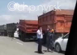 13 автомобилей сложились в домино под Новороссийском 