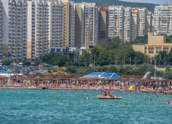 Пляжи Новороссийска: где местные и приезжие смогут поплавать этим летом 