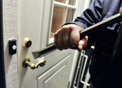 «Домушник» обокрал новороссийца на двести с лишним тысяч