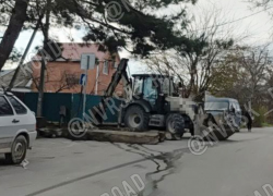 Пробок добавляют ямы и мост в Новороссийске