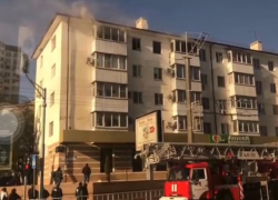 Огонь охватил две квартиры в МКД Новороссийска 