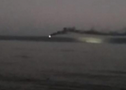 Всех рыбаков спасли с горящего в Черном море траулера