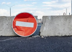 В Новороссийске перекрыли центральные улицы 